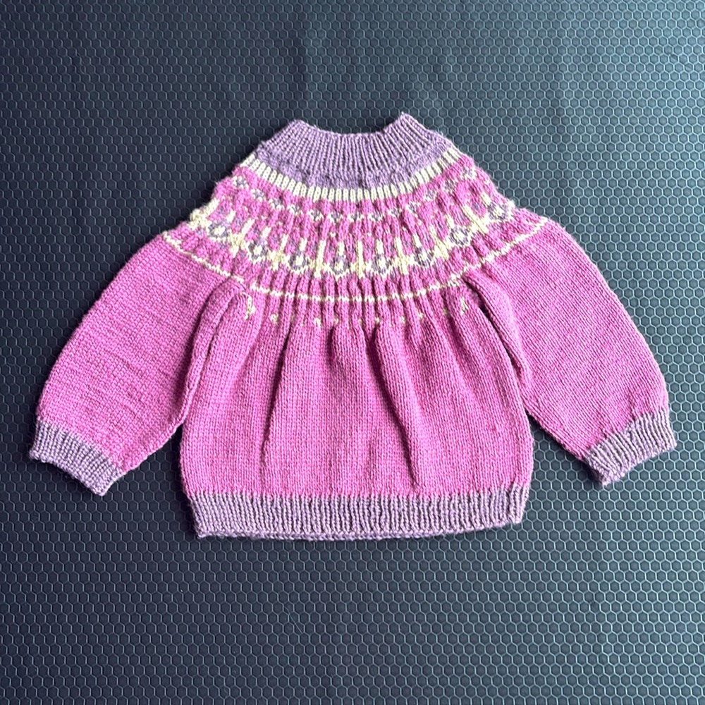 Fair Isle Hand Knit 💯 Superwash Merino Wool Sweater